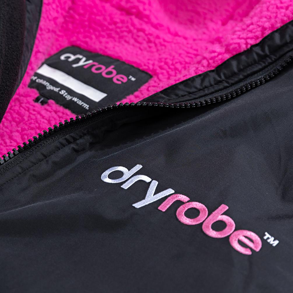 dryrobe Advance Long Sleeve Changing Robe - Black / Pink Extra Image 4